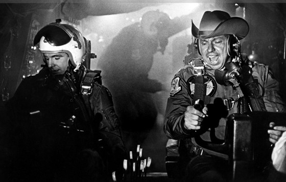Доктор Стрейнджлав (Dr. Strangelove, or How I Learned to Stop Worrying and Love the Bomb)