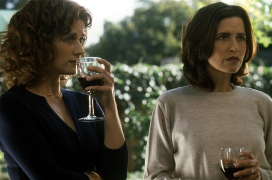 Нэнси Трэвис (Nancy Travis)